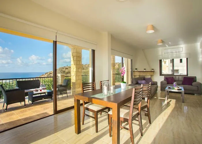 Blue Jadeite Вилла Пейя