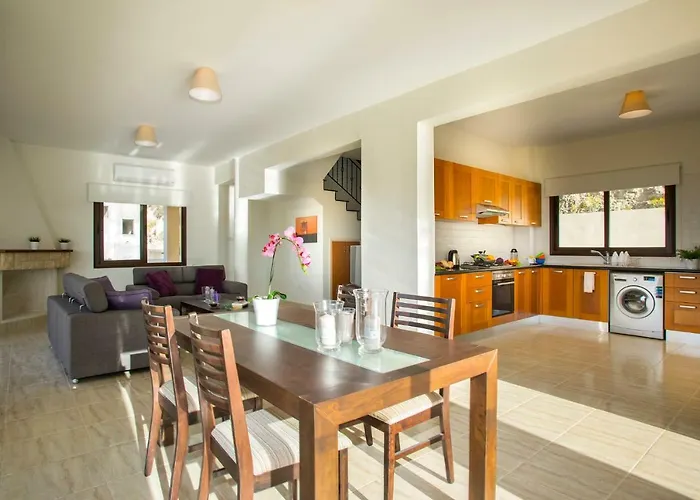 Blue Jadeite Вилла Пейя